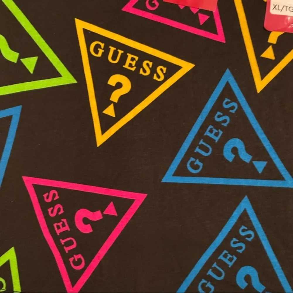 Nwt Guess Dean Tank - Picture 3 of 5